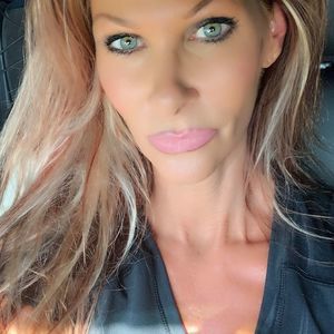 Meet your Posher, Michele